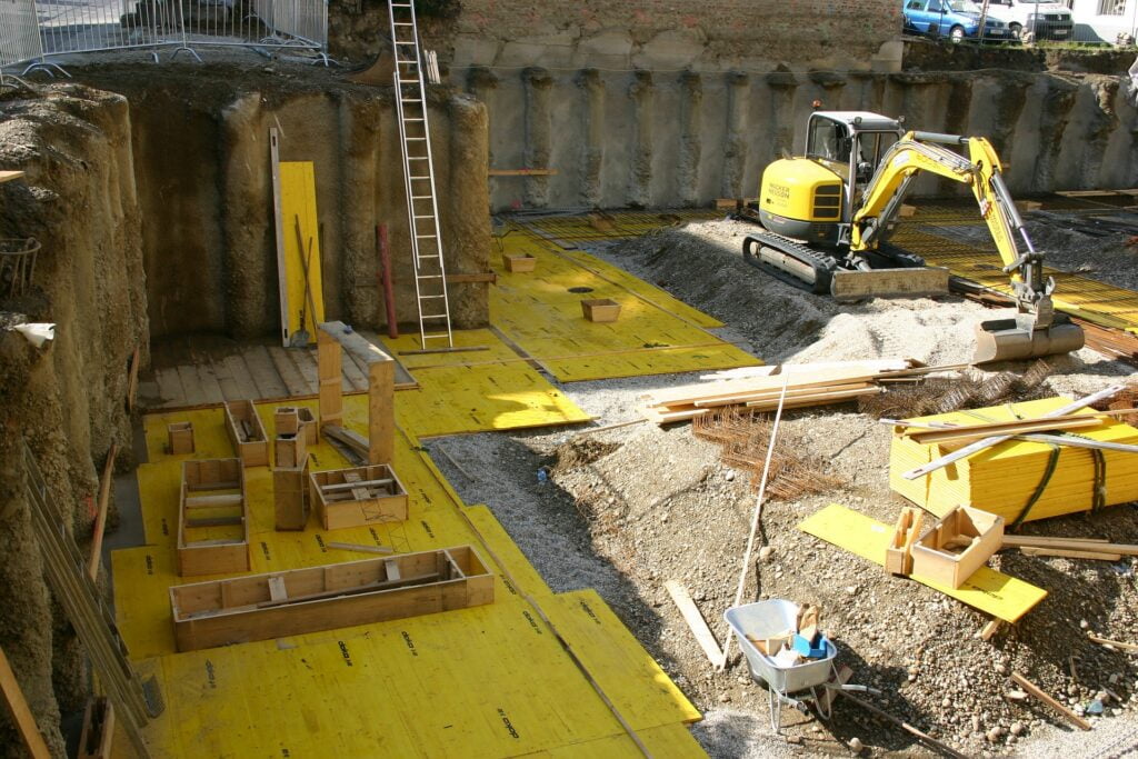 Fjerne betong fra forskalingen